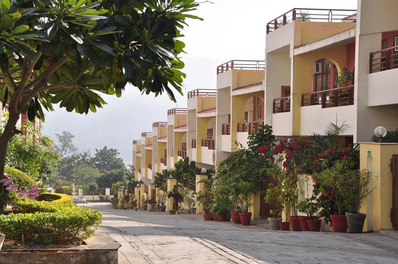 Hotel Ganga Vatika Ayurveda Bhavan Rishīkesh Exterior foto