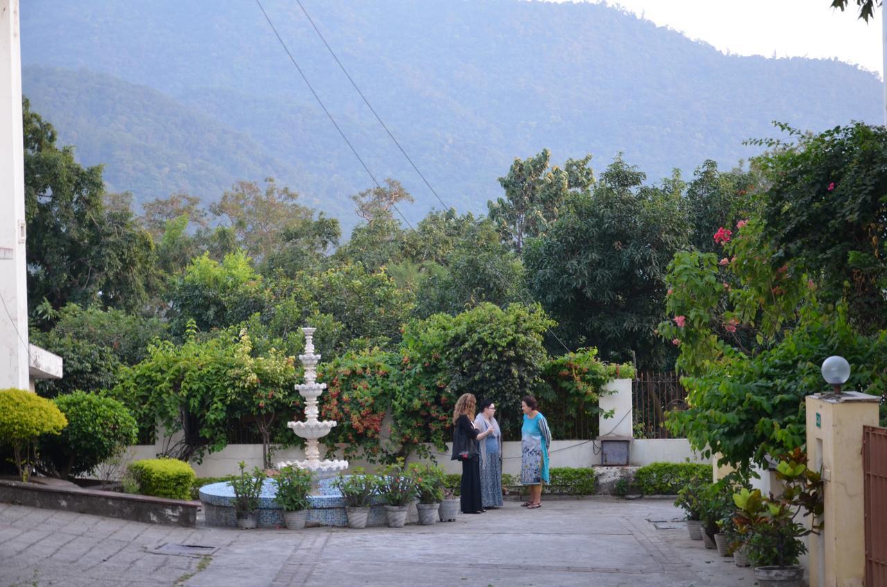 Hotel Ganga Vatika Ayurveda Bhavan Rishīkesh Exterior foto
