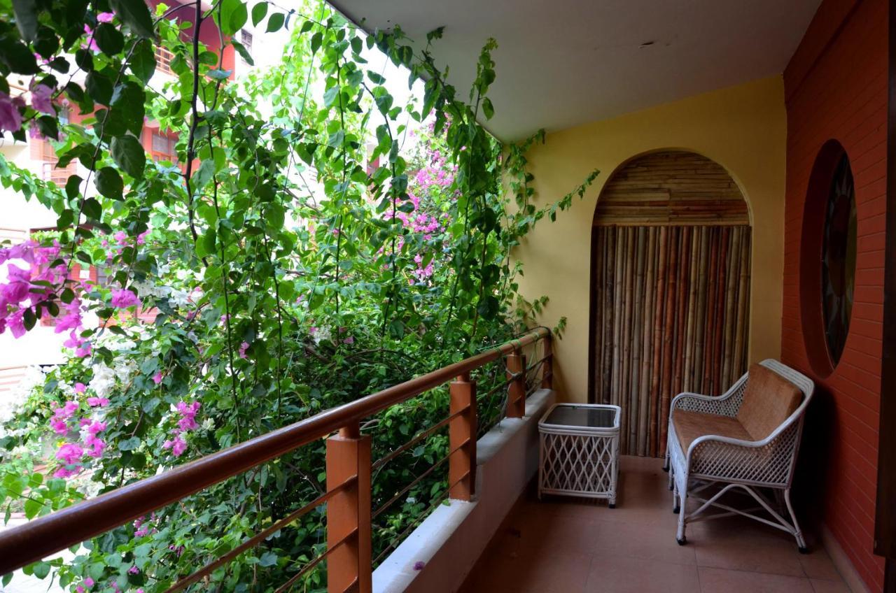 Hotel Ganga Vatika Ayurveda Bhavan Rishīkesh Exterior foto